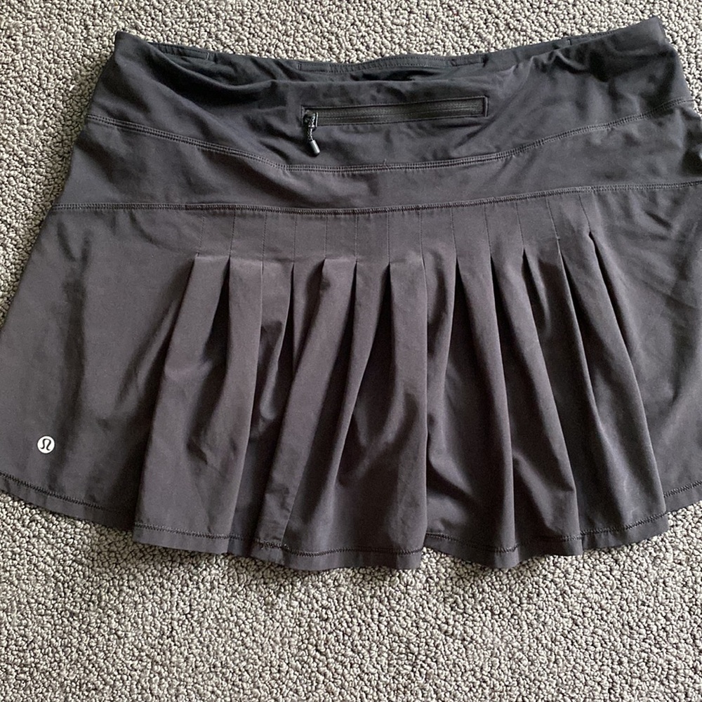 Lululemon skirt - Picture 2 of 6
